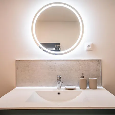 Apartment Athena - Palace Hotel N1 *